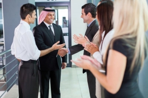 Navigating the Multilingual Landscape: The Role of Interpreter in Dubai's Global Business Hub
